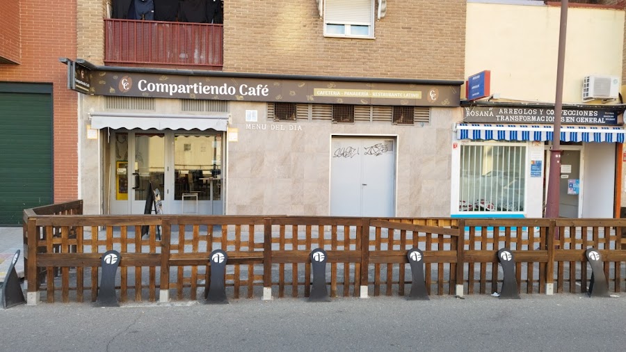 Bar Cafeteria Compartiendo Café