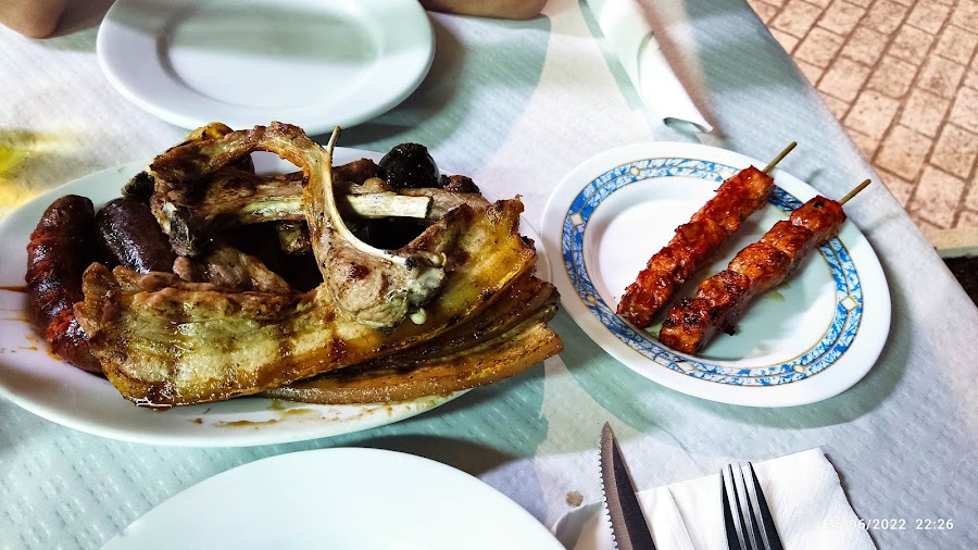 Bar Parrilla La Pisicina